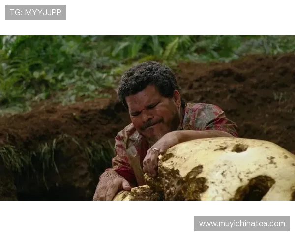 地心历险记2:这部电影,80%的人只看到了表面!11处彩蛋,隐藏了3个惊天阴谋 地心历险记2:这部电影,80%的人只看到了表面!11处彩蛋,隐藏了3个惊天阴谋